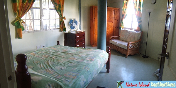 Villa Verde, Dominica - downstairs apartment - bedroom 1